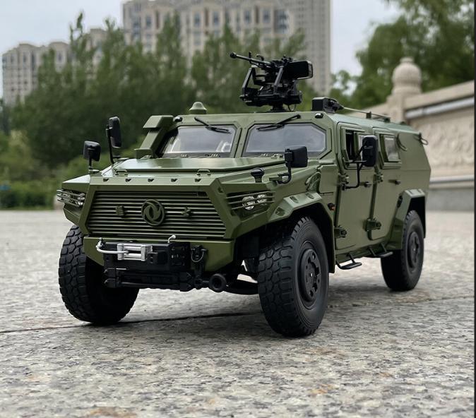 CSK-181防护型突击车：采用4×4轮式结构，具有V型防雷底盘，可抗8kgT