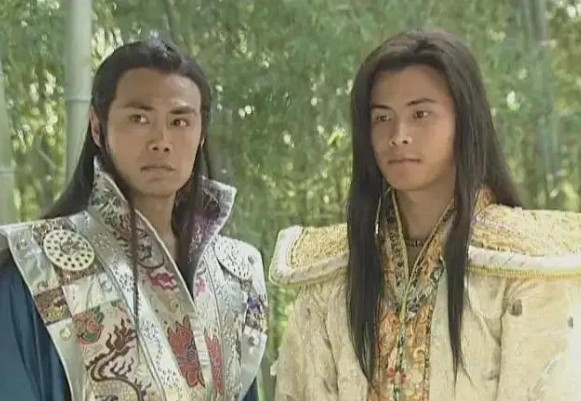 当年，邵兵在拍《笑傲江湖》的时候，导演张纪中突然翻脸，跟他说：“给你100万，赶