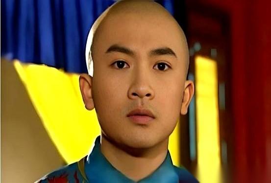 “你们都得给他陪葬！”就这一句话，我后脖颈子都凉了。一个爹，看着自己最牛的儿