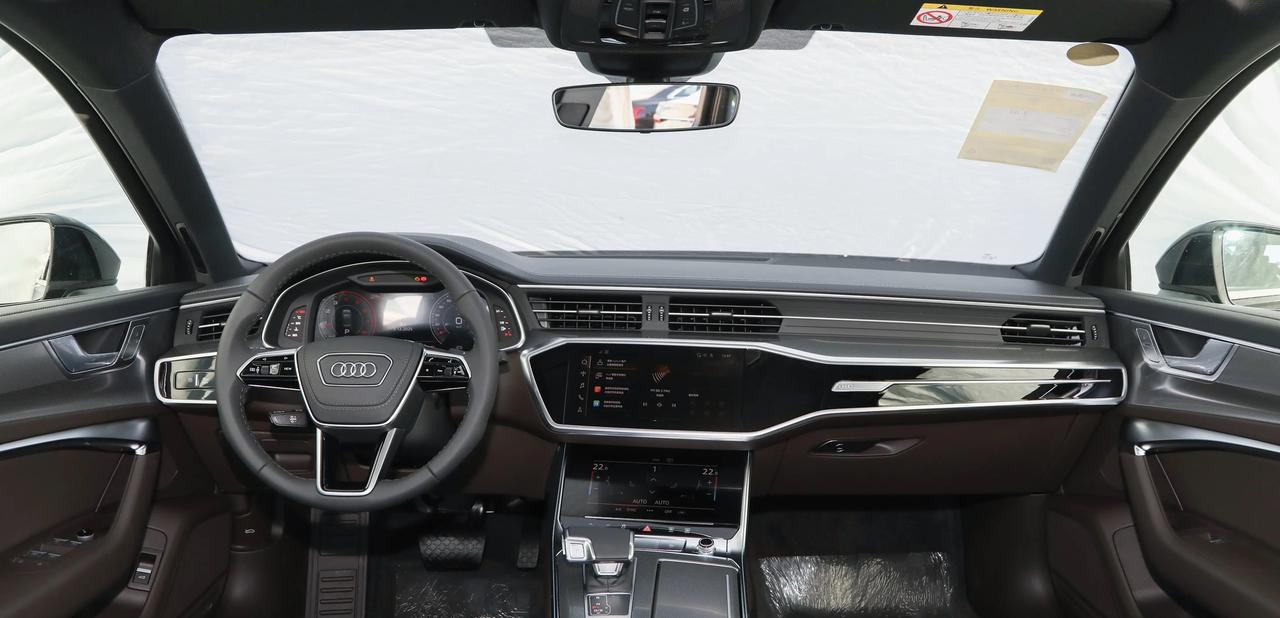 有多少存款可以买奥迪A6L？以前不好说，现在的话你手头上只要有10万块钱就可以