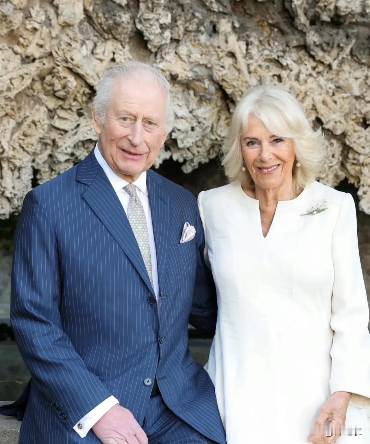 卡米拉一直喜欢乡村生活，她当时要嫁她前夫，查尔斯还给她写信让她别嫁，人家还是嫁了