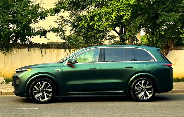 理想销量下滑有点快