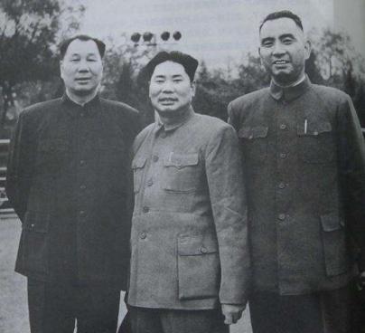 72年杨勇因腿伤不知何去何从，杨得志知悉情况后：你来济南军区吧“1972年4月