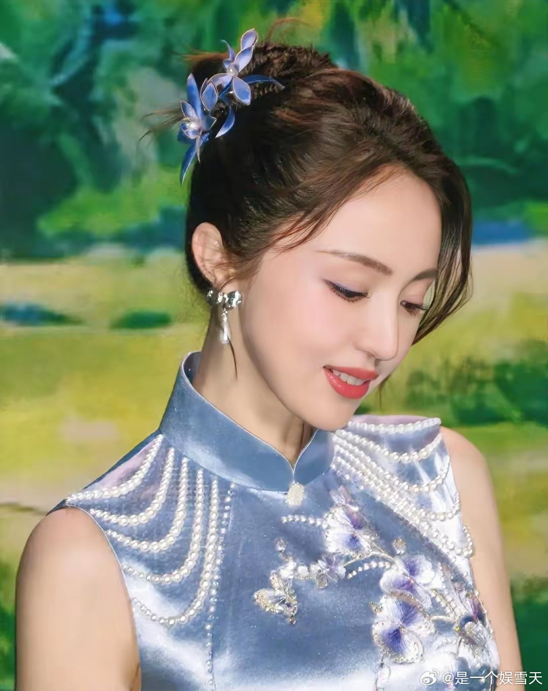 闺蜜刚从央视非遗春晚录制回来，一碰面就拽着我噼里啪啦说不停：“我跟你说，可千万别