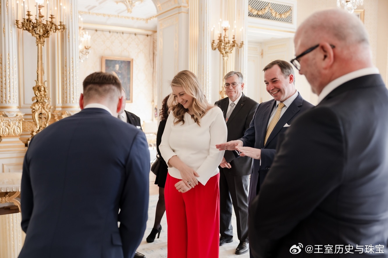 新闻2026.4.2卢森堡大公夫妇借复活节来临之际，接见奥勒贝克市场和努斯佩