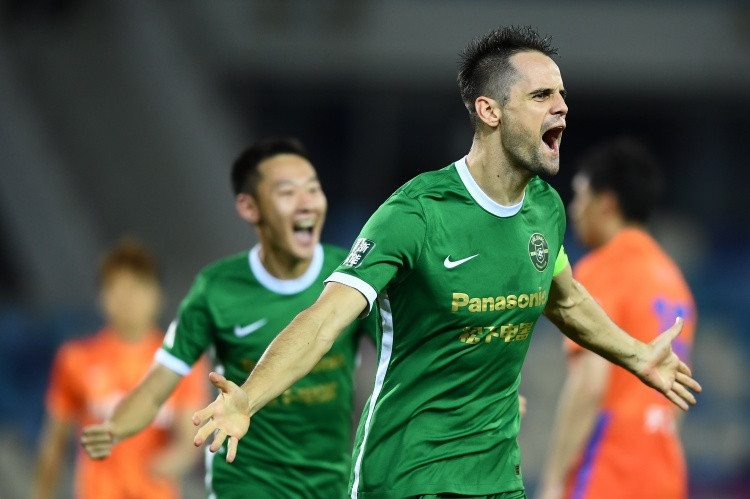 弗兰克谈未来: 几家中国俱乐部有兴趣, 也有几家克甲俱乐部邀约