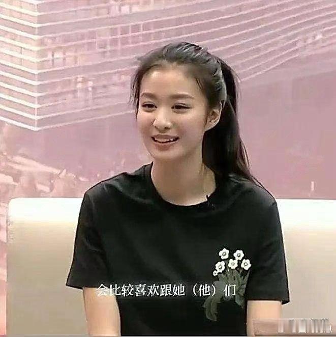 王楚然真人比镜头还美。​​​