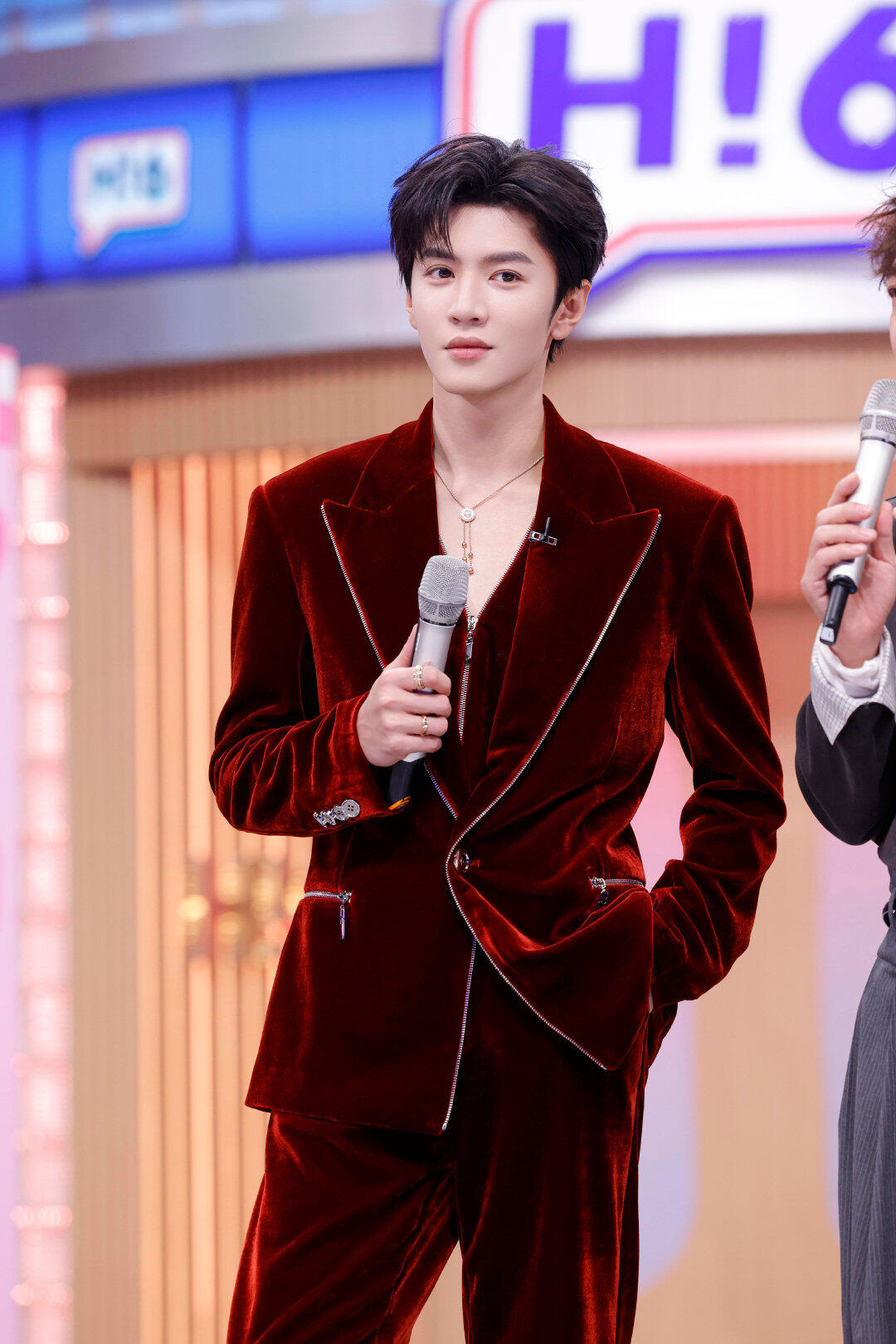 陈哲远的大米饭被狗狗吃了这个陈哲远就这样又苏又帅！没想到私下居然是搞笑抽象男！