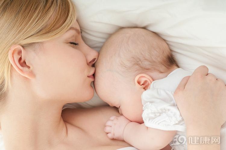 哺乳期的妈妈, 怎么知道宝宝吃没吃饱? 医生支三招