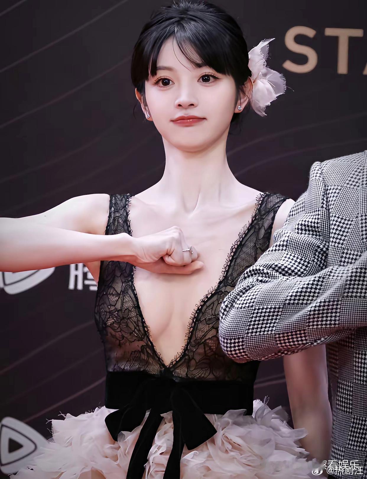 田曦薇尖叫之夜小田美的好权威