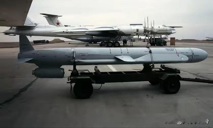 乌克兰现在算是彻底心态爆炸、原地破防了！西方轰轰烈烈搞了上万项制裁，架势拉