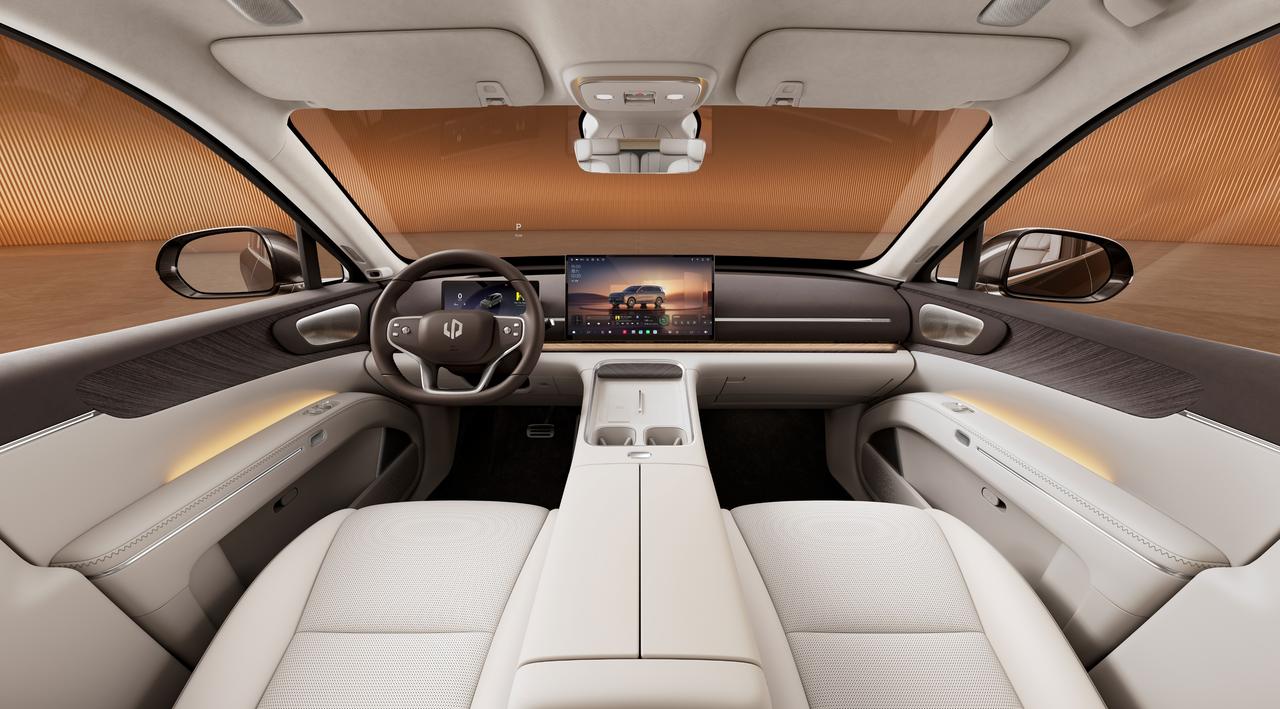 零跑D19发了内饰官图，其实车子我们看了，还没能说。二排多给力你们看图哈，我聊聊