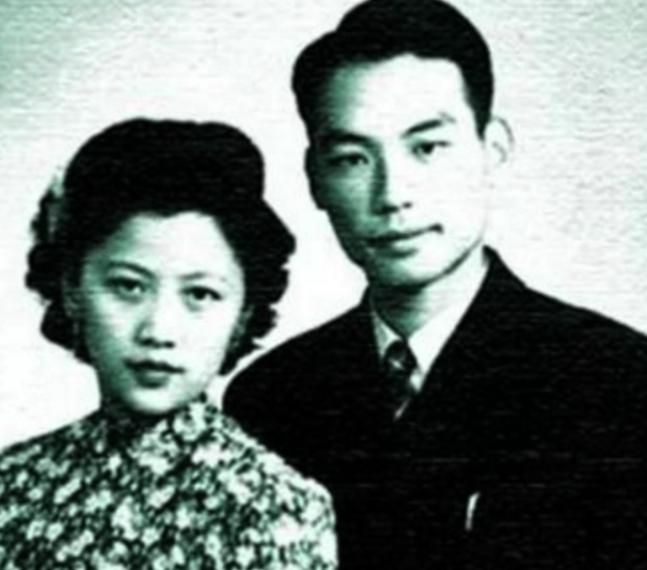 1944年，蒋介石把徐恩曾叫到办公室，直接质问：“你妻子放高利贷逼出人命，还私