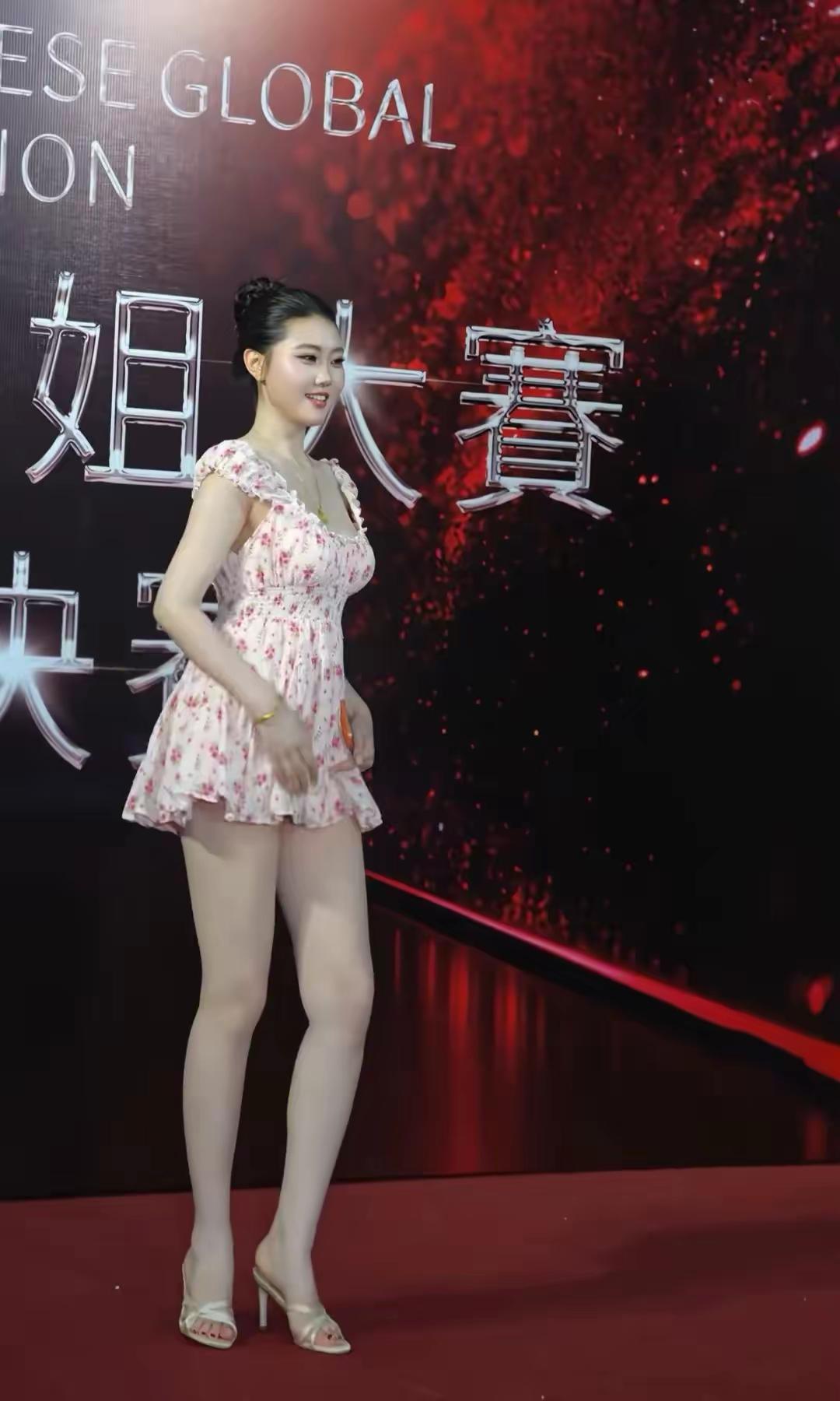 选美冠军连子欣，让人知道了什么叫珠圆玉润。