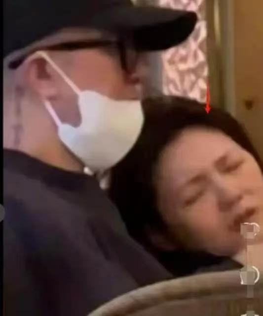 大S本手握一手好牌，却打得稀碎。汪小菲曾珍视大S的生命，要知道大S身患癫痫病、心