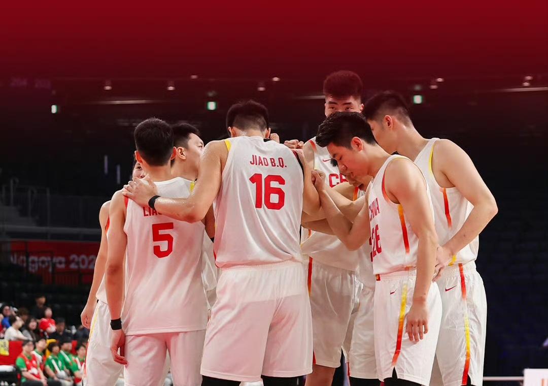 九一八，中国男篮再添新耻。不知是巧合还是有意为之，中国男篮与日本队的亚运会半决