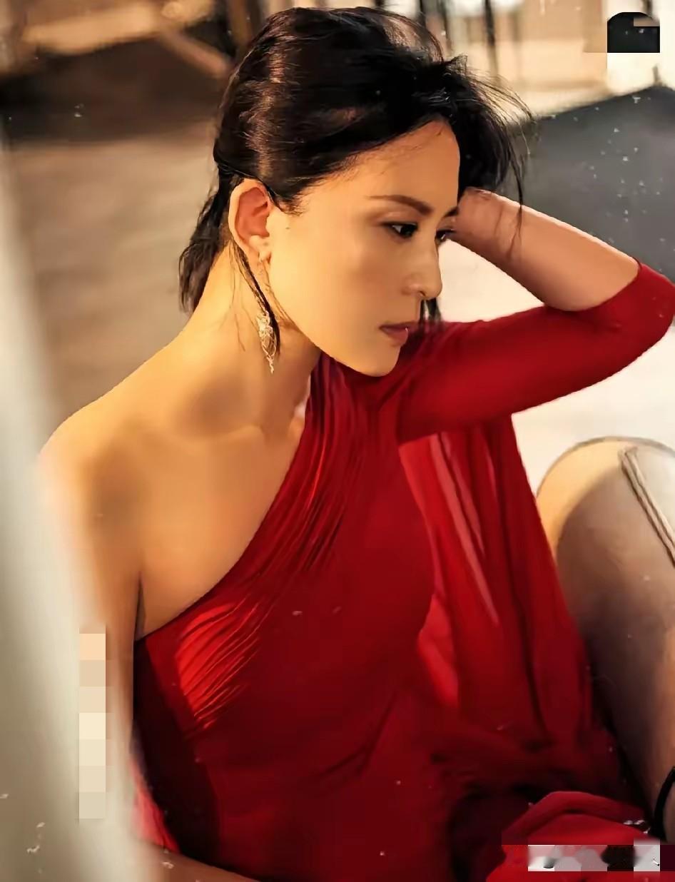 金刻羽不可能是第一个，也并不是唯一一个这样的留学生，国内很多留学生和他是一样的，