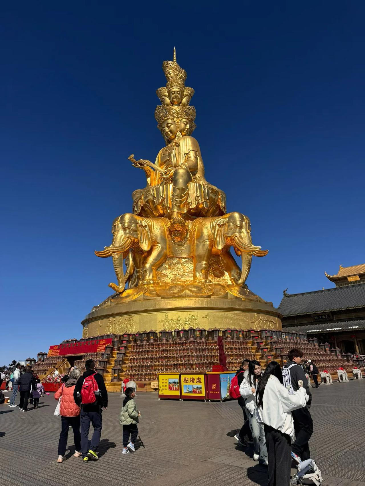 千年圣地四川峨眉山，手机随手拍……[祈祷][祈祷]