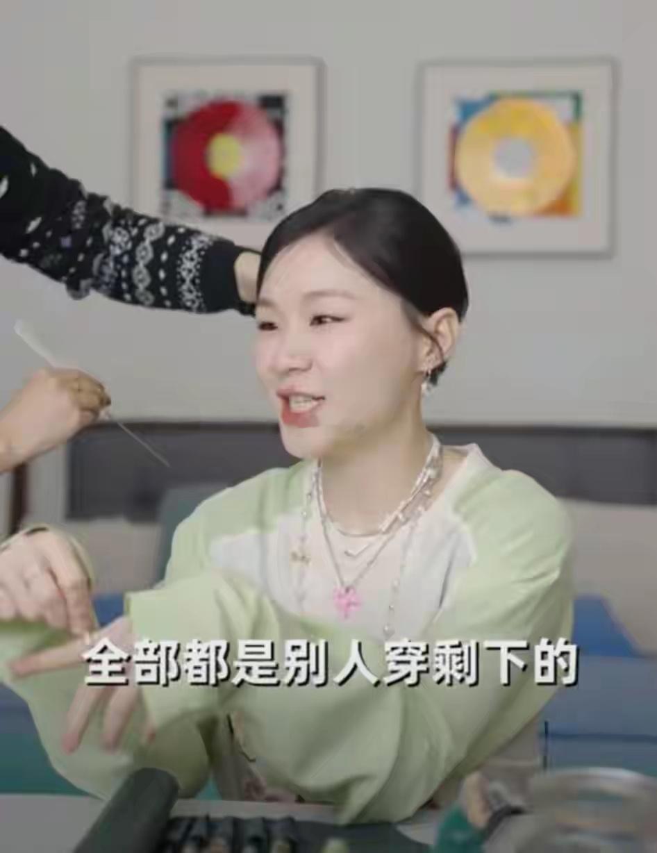 金婧真是个另类的妈妈，没想到年纪轻轻的她和普通宝妈想法不一样。她曾经透露：宝宝出