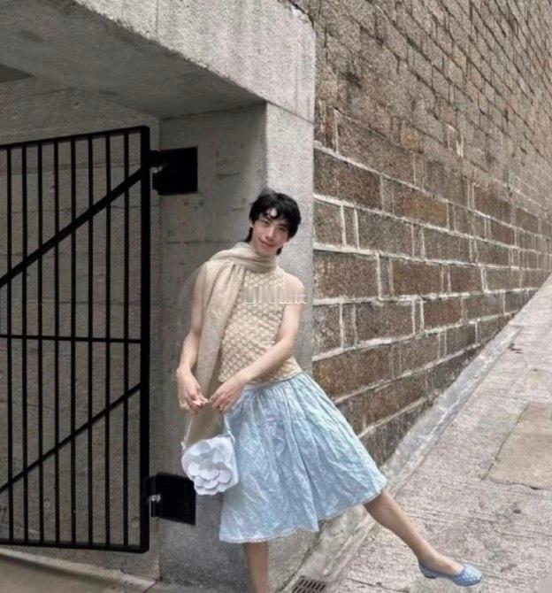 伊能静的儿子，这是走上了向佐的赛道