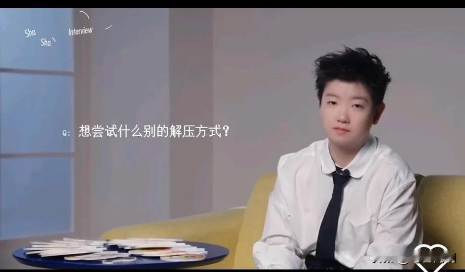 你们混双结束后就约着一起跳伞呗！妹宝的解压方式，头哥最想尝试的极限运动:跳伞?