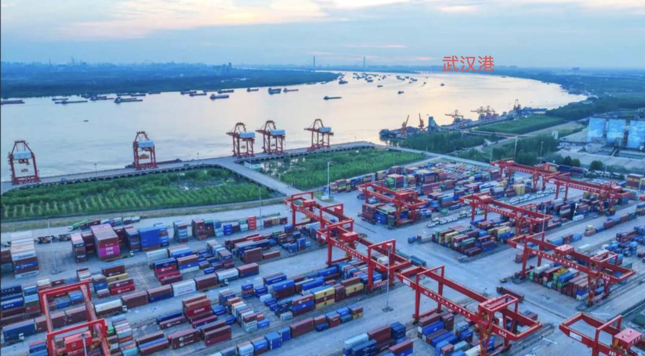 2025年全国内河港口集装箱吞吐量数据出炉，我国内河航运整体稳中有进、协同提质，