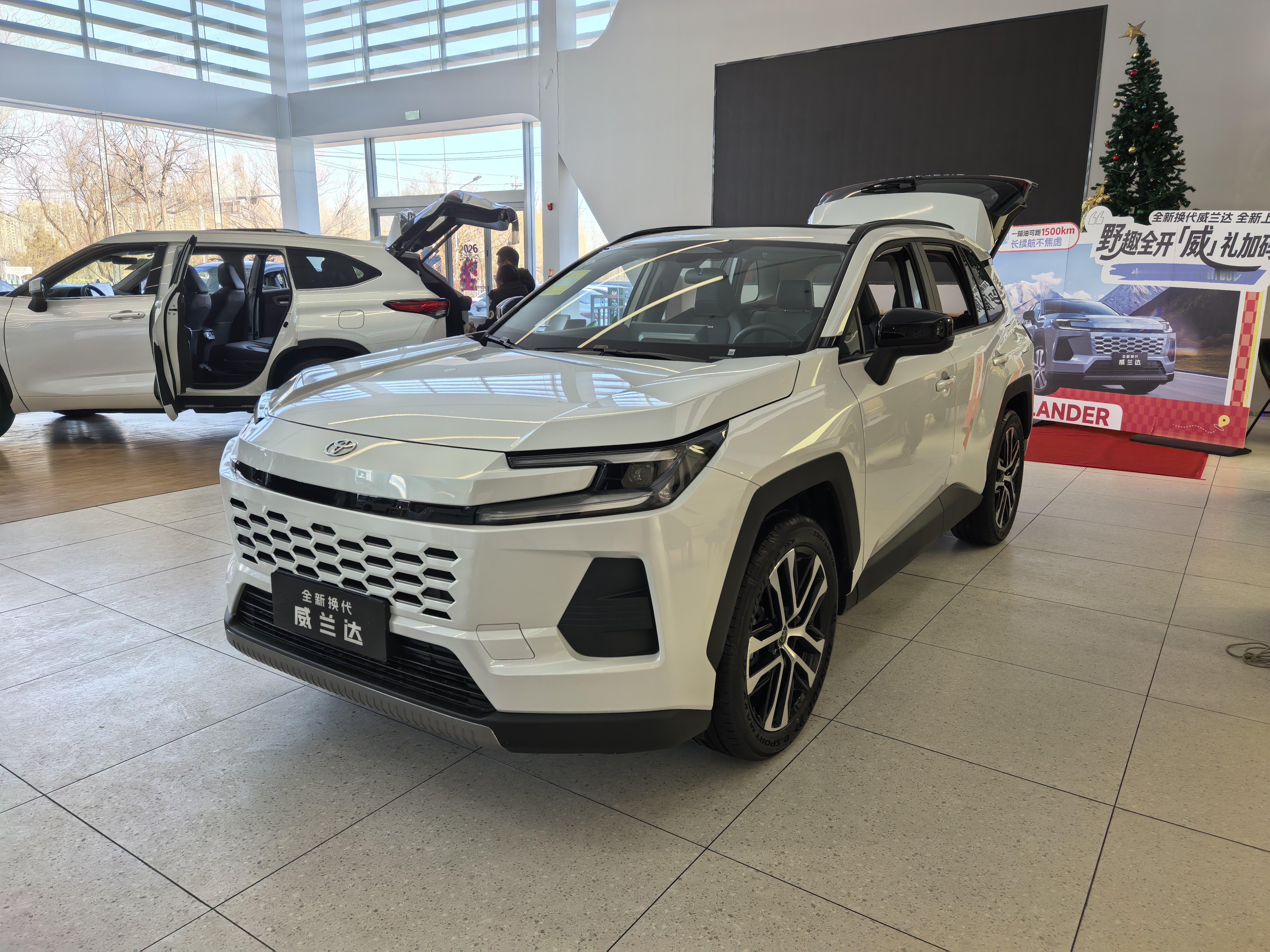 威兰达已经到店了，全球车的设计，整体还是很nice14万级全新威兰达到店