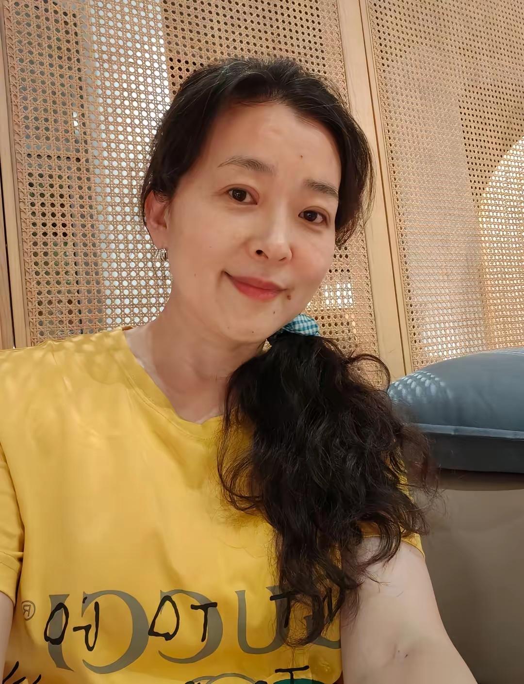 我今年50了，也绝经了，可最近发现胸越来越大，比年轻那会儿还大。我老头啥也不懂，