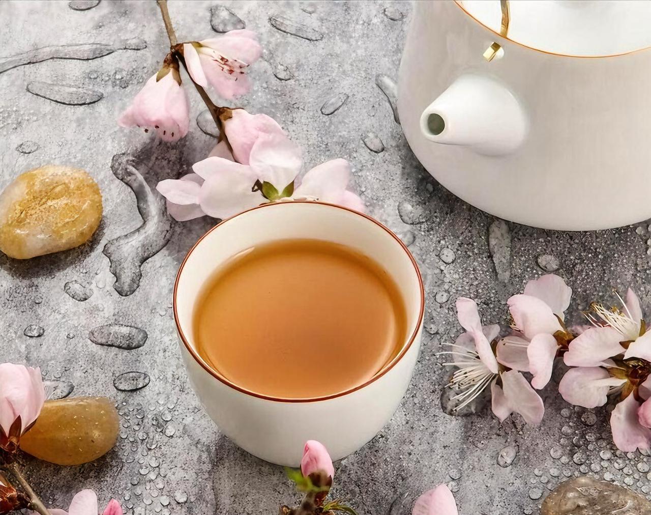 杨绛先生有段深刻的话：“一个干净的人，并非不食人间烟火，不染世俗，而是灵魂深处有