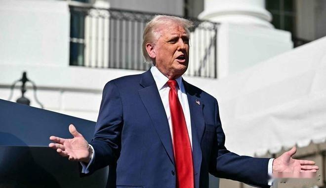 美国防部批准向乌克兰提供战斧！乌军已9次使用火烈鸟导弹来源:作家项鹏飞乌