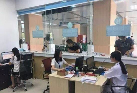医保报销一个窗口可搞定! 福清市医院试运行"一站式"便民服务图片