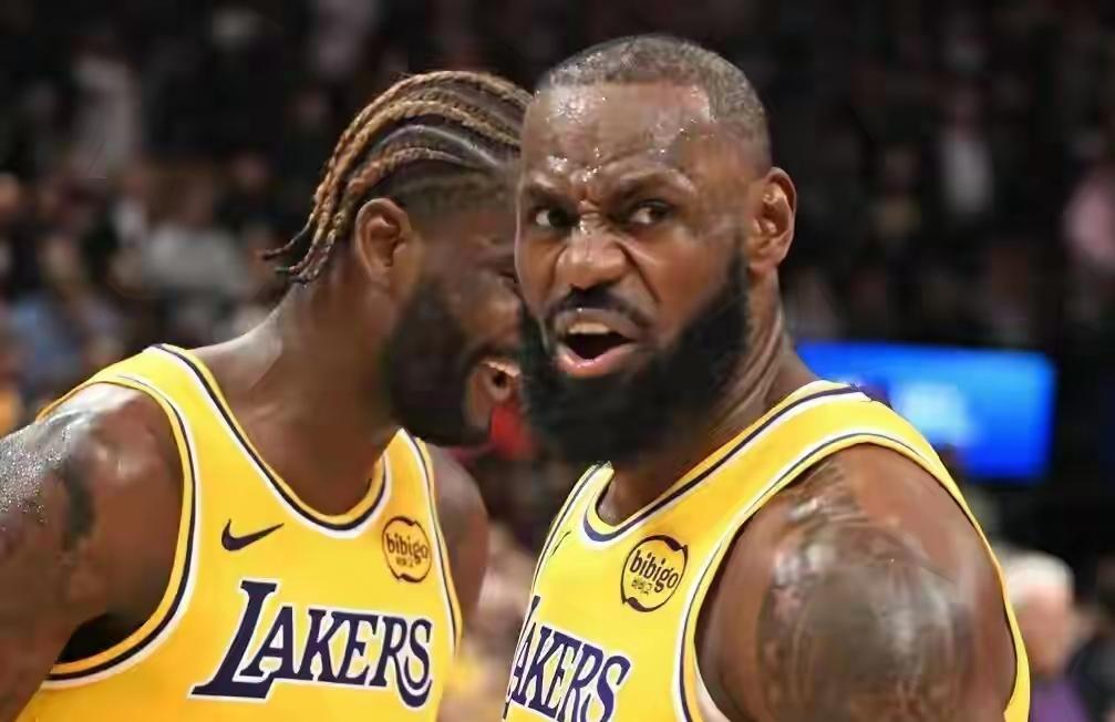 NBA历史得分王已经是詹姆斯了篮板王张伯伦23924个助攻王斯托克顿1580