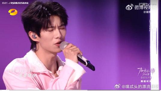 声鸣远扬直播里贺俊雄的原创《野猫》太惊喜了！歌曲的故事感极强，旋律抓耳，歌词戳心