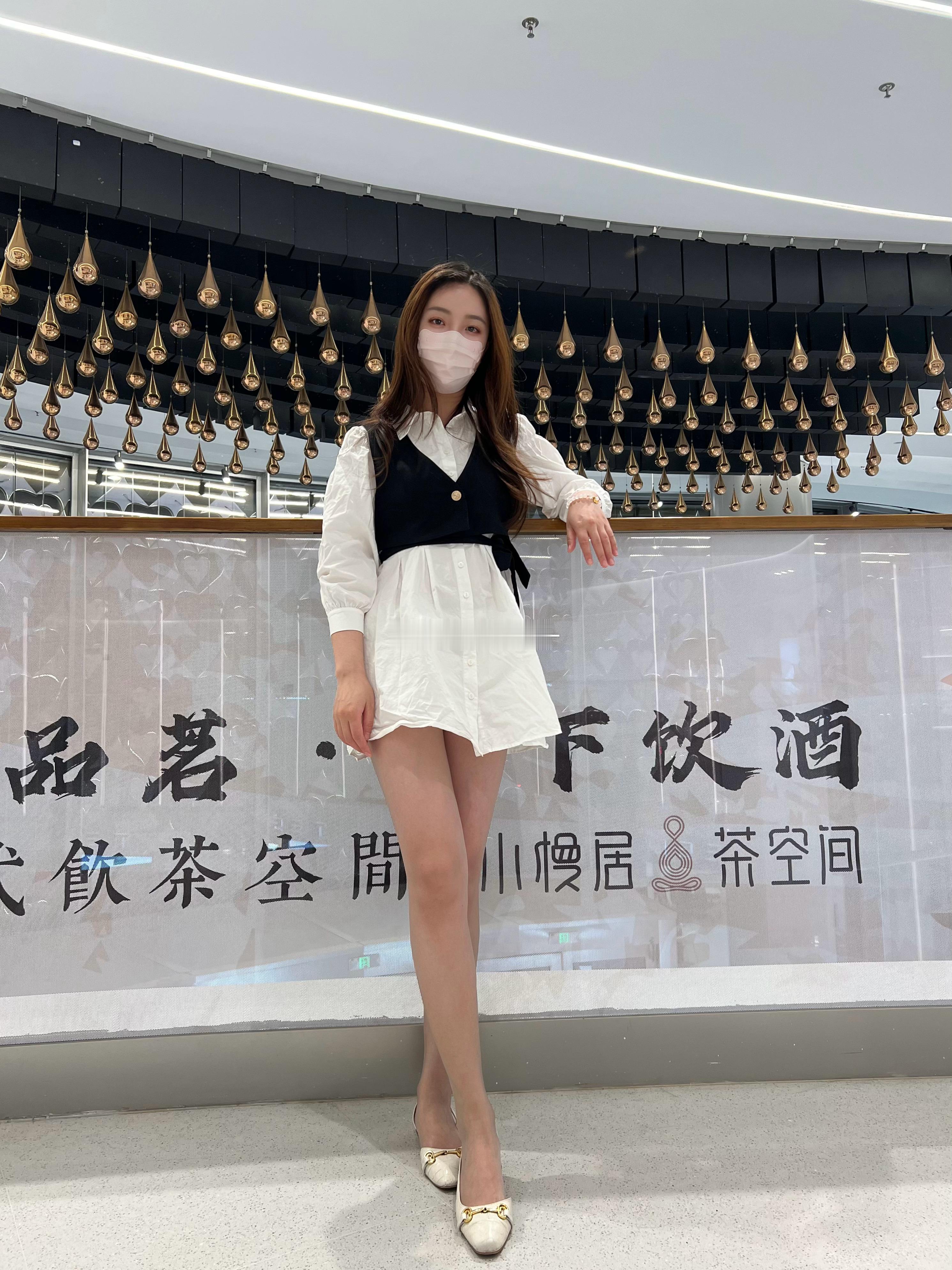 我猜你又会看错颜色[大笑]诱桃丝袜让想象失控ootd​​​