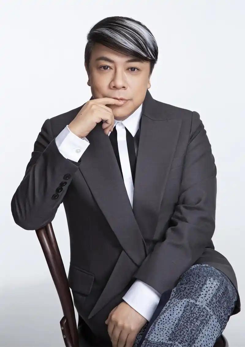 别了，蔡康永。日前，蔡康永的社交平台已经删除工作联系方式，这也就意味着，蔡康