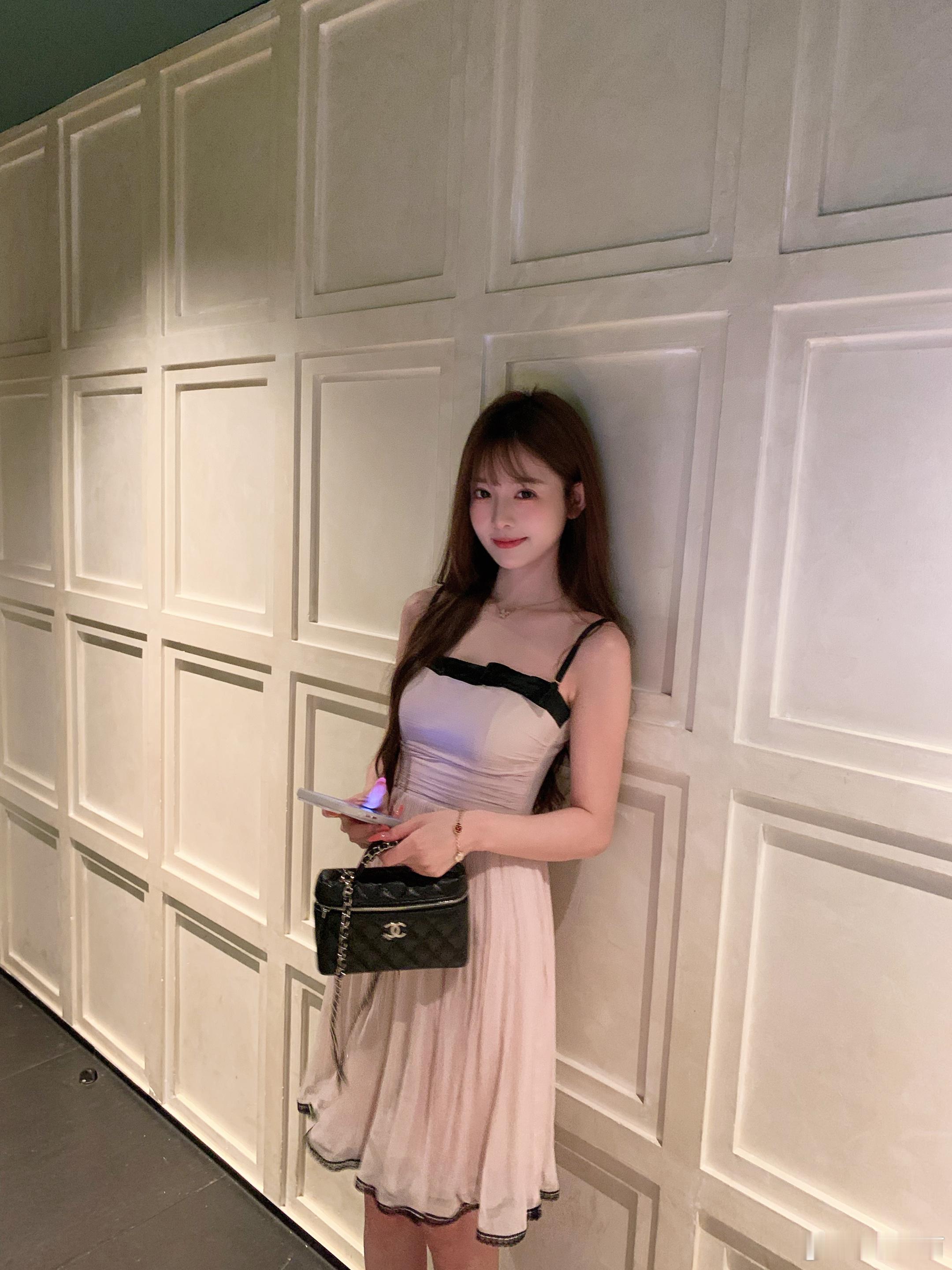 ☕️好久不见～今天穿什么人像摄影来拍照了﻿﻿