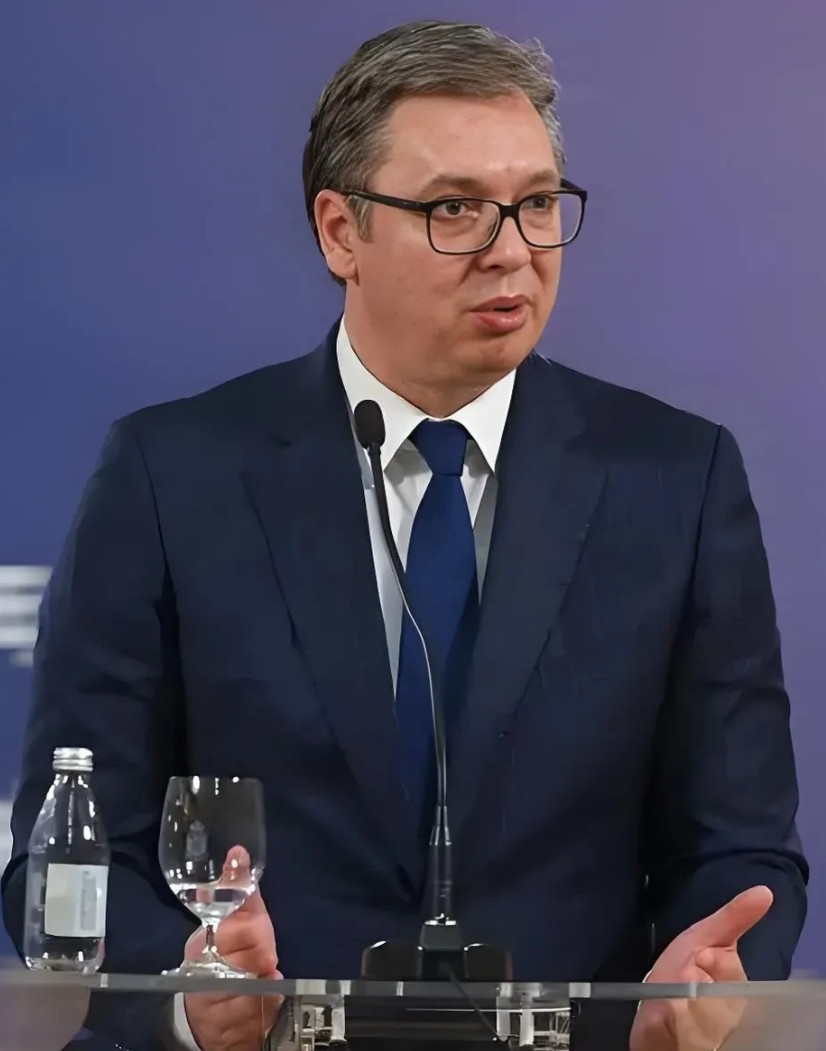 知人知面不知心。塞维亚总统武契奇去乌克兰了，他于6月11日去敖德萨参加东南欧峰会