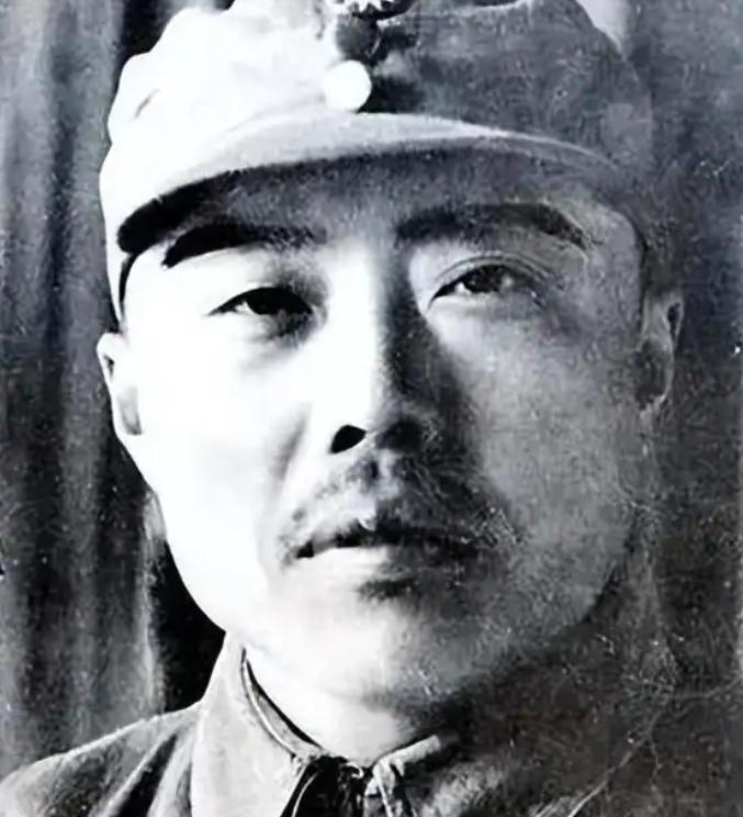 1941年，皖南突围绝境，项英连发求援血电，中央严令粟裕：苏北一兵一卒不准过江，