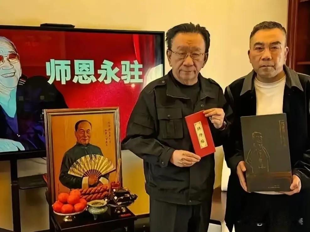 杨议的拜师闹剧真的是搬起石头砸自己的脚！按说整个拜师流程都走的差不多了，最后摆