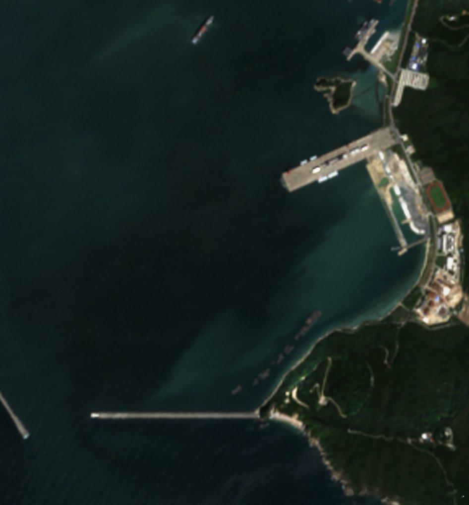 这个视角看的话，南海还是太小了。