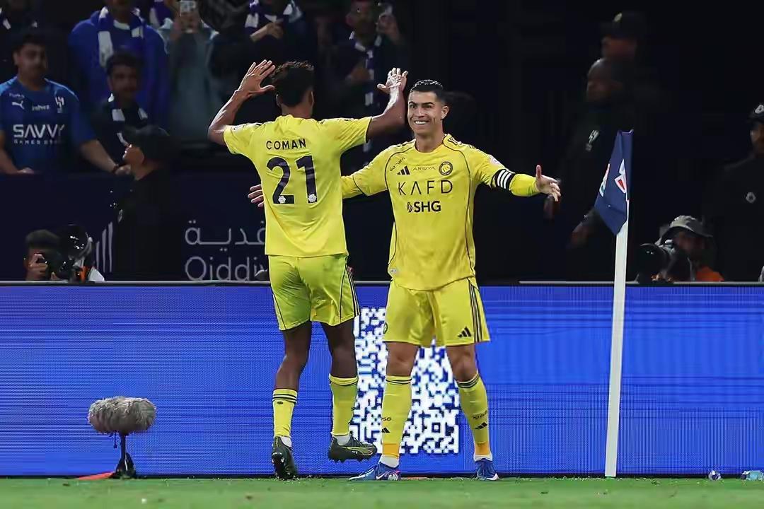 C罗的夺冠机会渺茫了，裁判真的是明目张胆的偏向利雅得新月……！利雅得新月3-