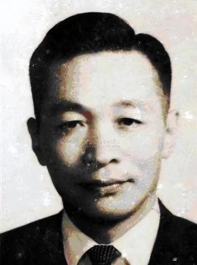 1938年，毛主席身边来了一个叫沈之岳的年轻人，小伙能力超群又有干劲，是不可多得