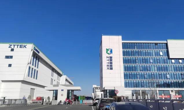 江苏盐城：盐城储能电芯卖爆了！卡车深夜排队抢货盐城制造正在新能源赛道加速超车！