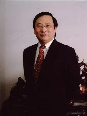 国士无双、破局者—高志凯博士当年一个英国的连长在中国的地图上划了一条线，从此