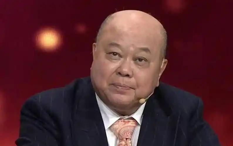 台湾新党副主席李胜峰说：“世界上唯一敢跟中国大陆为敌的是中国台湾。”李胜峰还