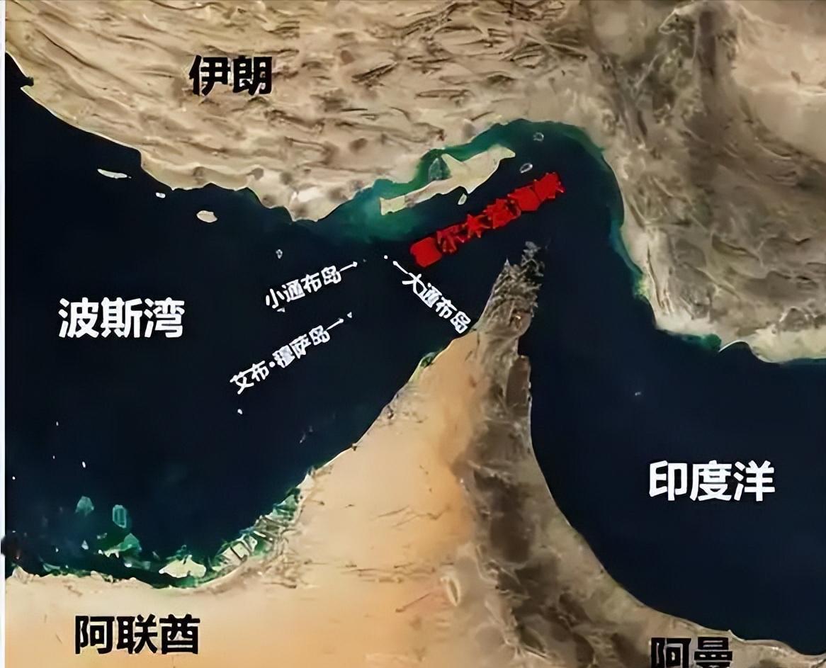 伊朗把霍尔木兹海峡堵这么久了，美国怎么一点不急着让他开？好多人骂特朗普怂。你错了
