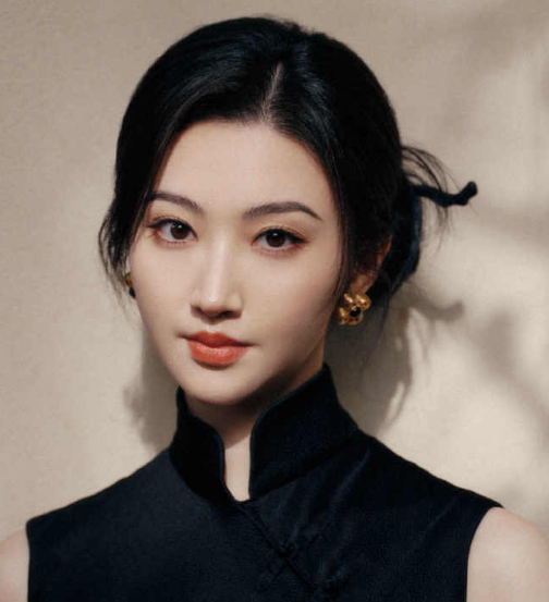 景甜这一身黑色旗袍真的太美了