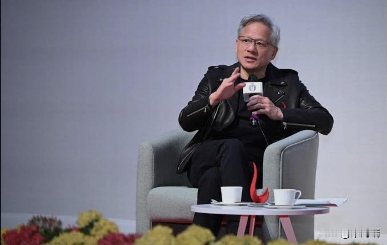 黄仁勋最近的一段话，点醒了很多人。前三次工业革命，淘汰的几乎都是“重复劳力”