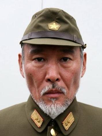 别骂平田康之了！他演“鬼子”片酬够车票就接，只为揭开历史真相平田康