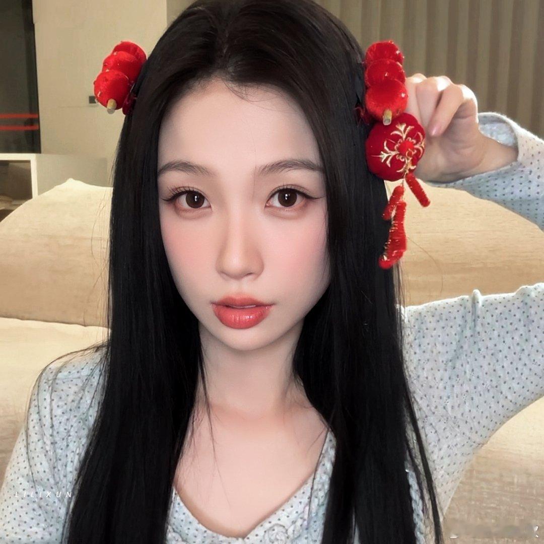 🐟虞书欣天天开心🐟虞书欣前程似锦“以这份热爱，致你那暖阳般的笑容”?